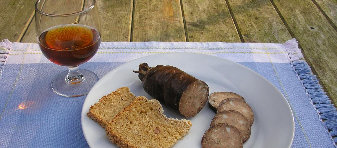 gastronomie val de saire andouille de vire calvados